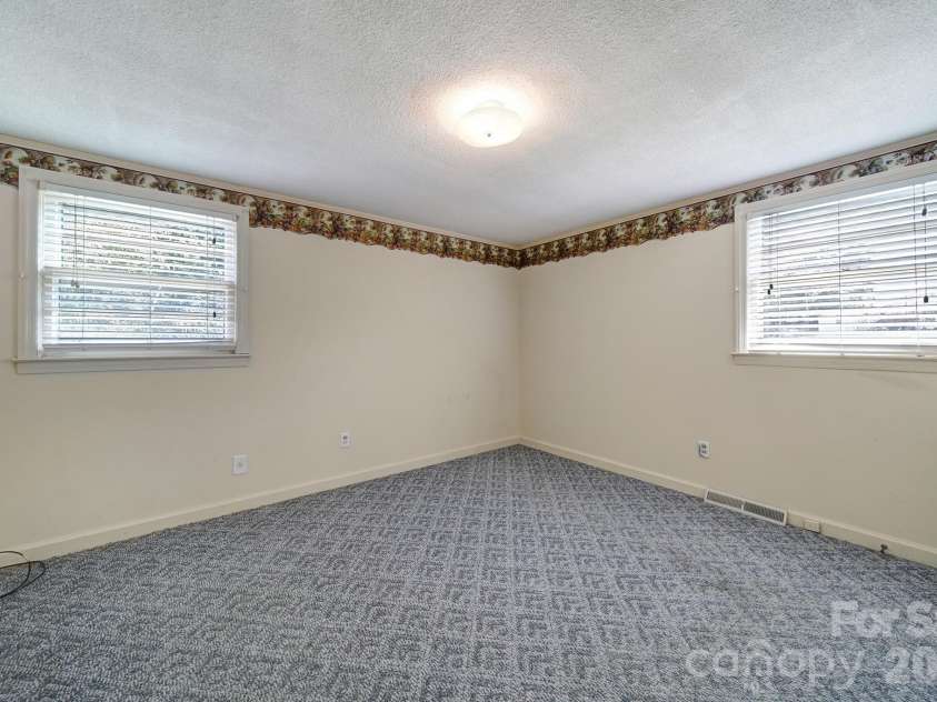 15884 State Highway 200 Highway, Great Falls, SC 29055.  MLS# CAR4421543, YatesRealty ID 48895. 