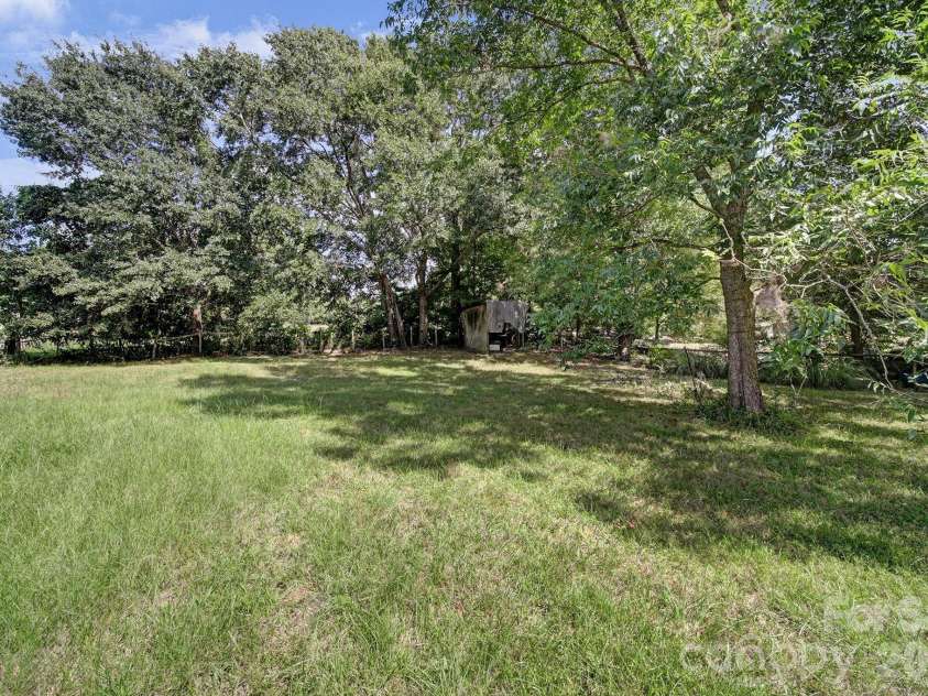 15884 State Highway 200 Highway, Great Falls, SC 29055.  MLS# CAR4421543, YatesRealty ID 48895. 