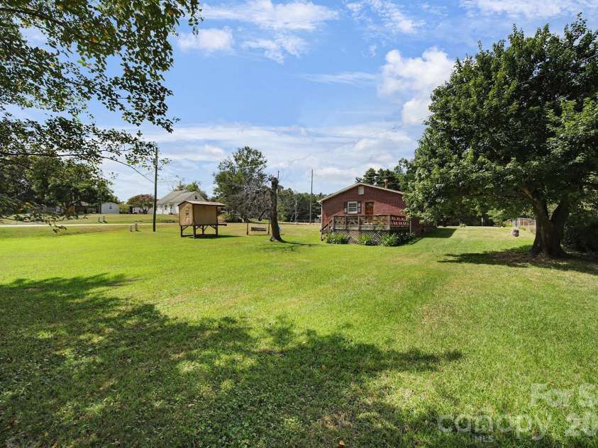 15884 State Highway 200 Highway, Great Falls, SC 29055.  MLS# CAR4421543, YatesRealty ID 48895. 