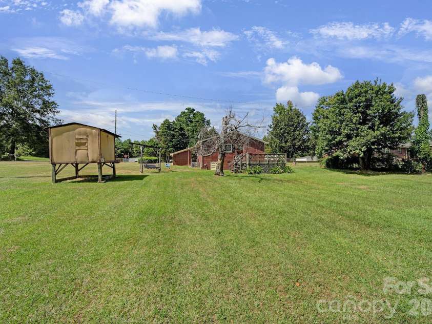 15884 State Highway 200 Highway, Great Falls, SC 29055.  MLS# CAR4421543, YatesRealty ID 48895. 