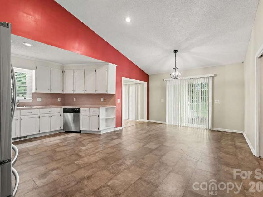 171 Bevis Lane, Statesville, NC 28677.  MLS# CAR4420735, YatesRealty ID 48896. 