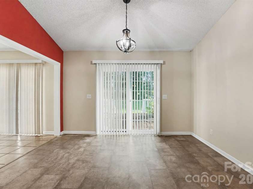 171 Bevis Lane, Statesville, NC 28677.  MLS# CAR4420735, YatesRealty ID 48896. 
