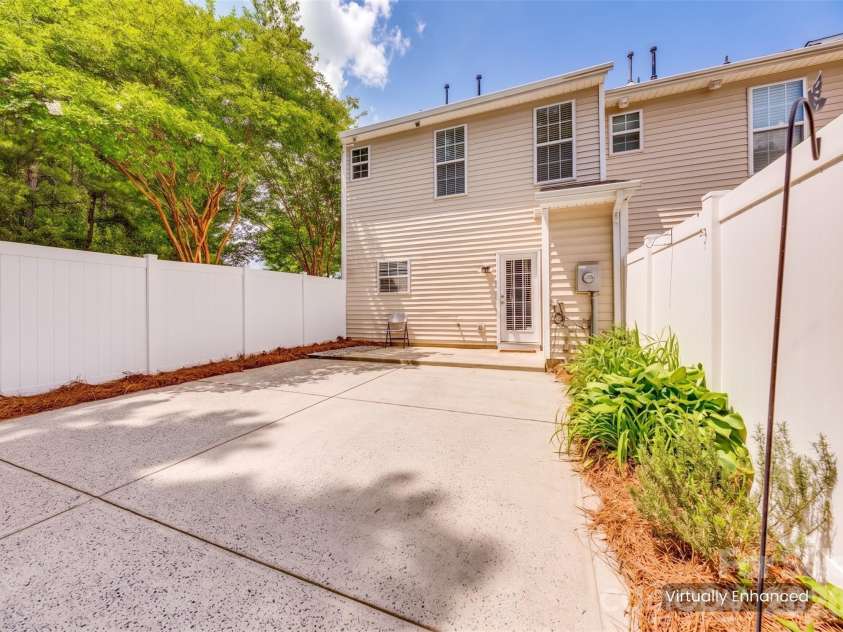 808 Dillard Road, Rock Hill, SC 29730.  MLS# CAR4420862, YatesRealty ID 48898. 