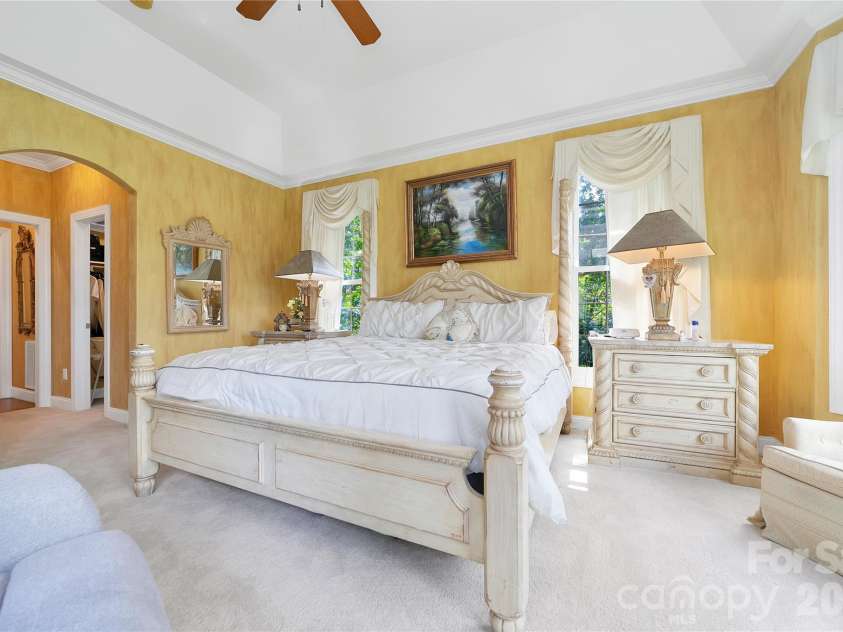 303 Wodigeasgohi Drive, Brevard, NC 28712.  MLS# CAR4419106, YatesRealty ID 48899. Owners Quarters