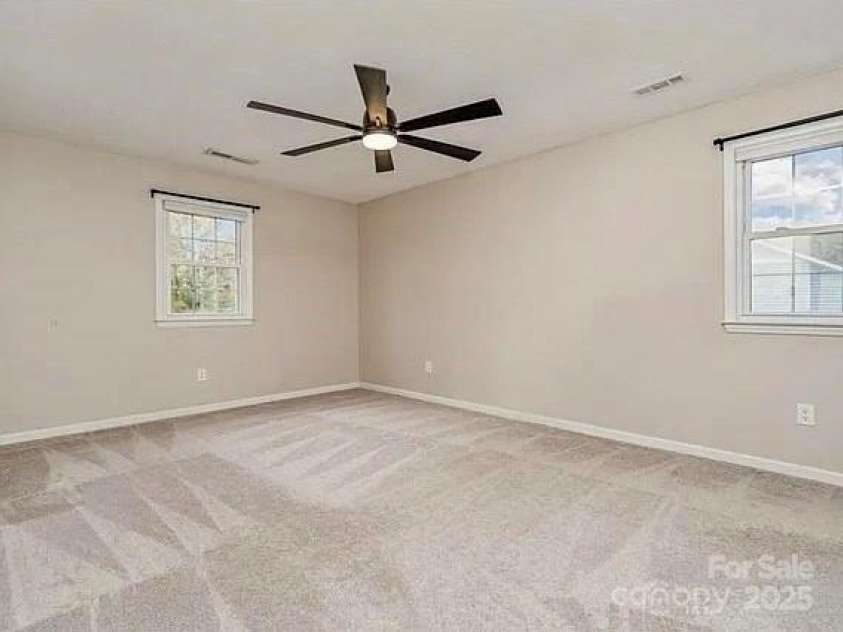 3572 Heather Lane, Gastonia, NC 28056.  MLS# CAR4263749, YatesRealty ID 489. 