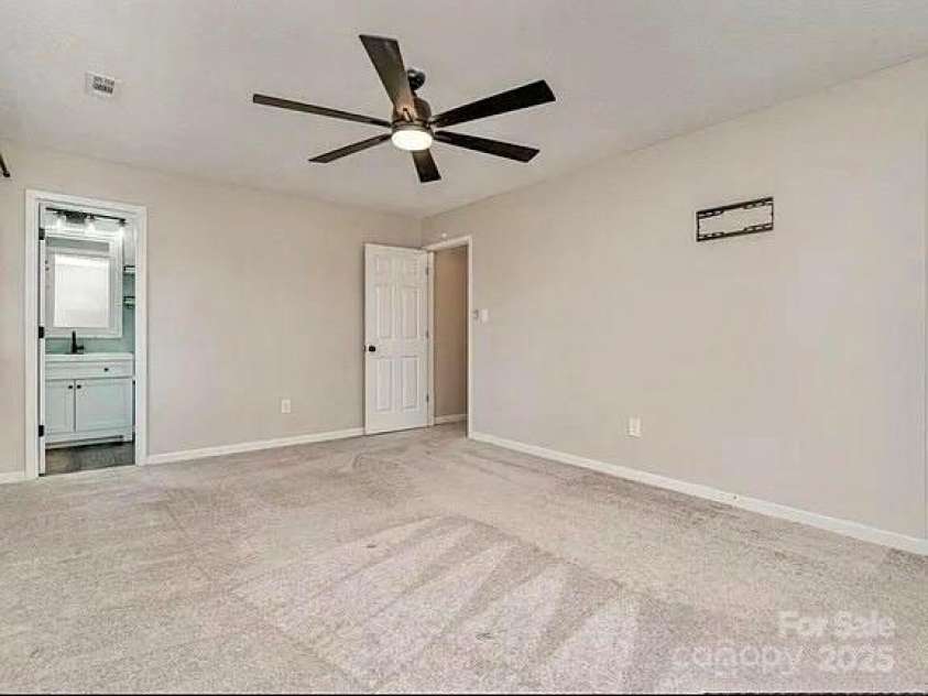 3572 Heather Lane, Gastonia, NC 28056.  MLS# CAR4263749, YatesRealty ID 489. 