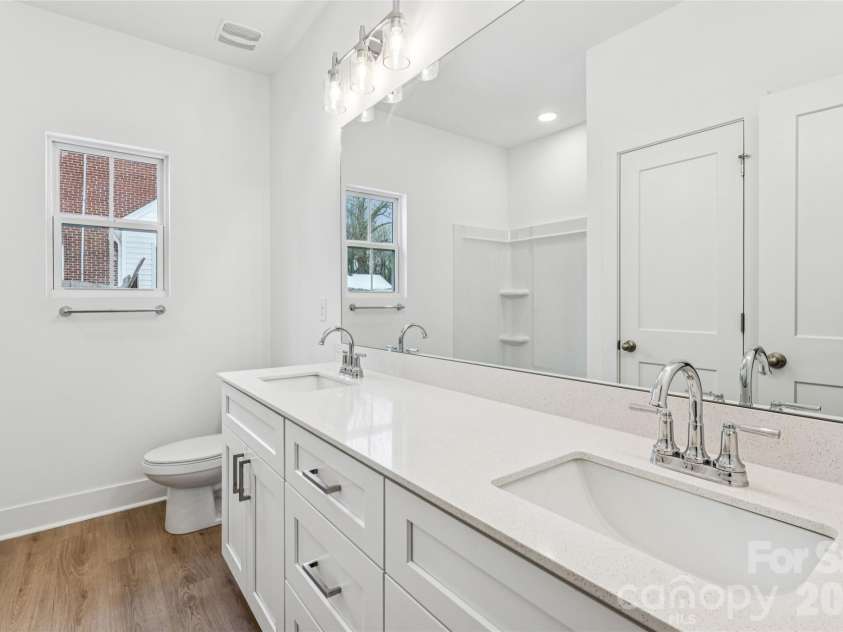 216 Magnolia Street, Statesville, NC 28677.  MLS# CAR4343905, YatesRealty ID 4890. 