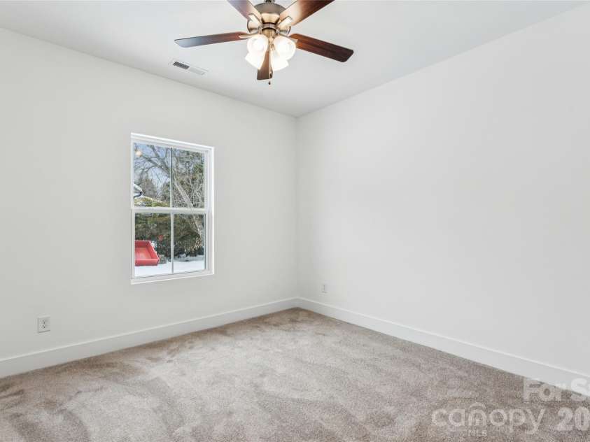 216 Magnolia Street, Statesville, NC 28677.  MLS# CAR4343905, YatesRealty ID 4890. 