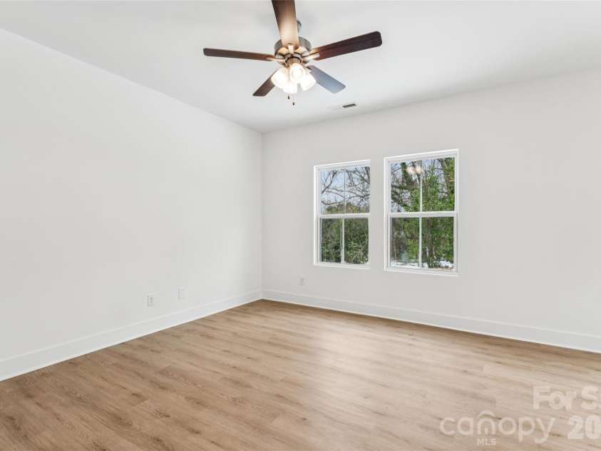 216 Magnolia Street, Statesville, NC 28677.  MLS# CAR4343905, YatesRealty ID 4890. 