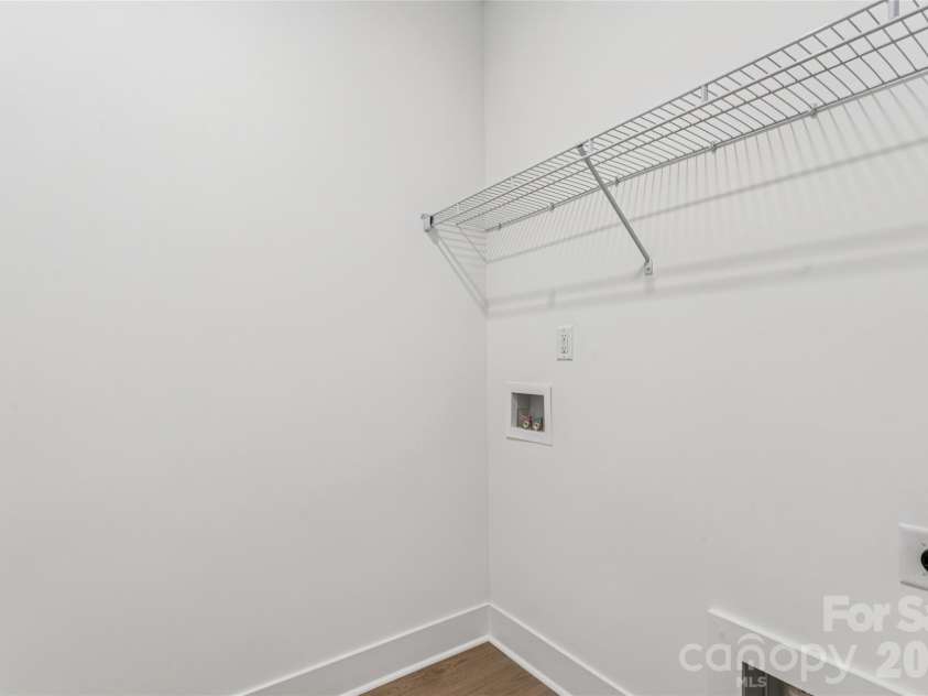 216 Magnolia Street, Statesville, NC 28677.  MLS# CAR4343905, YatesRealty ID 4890. 