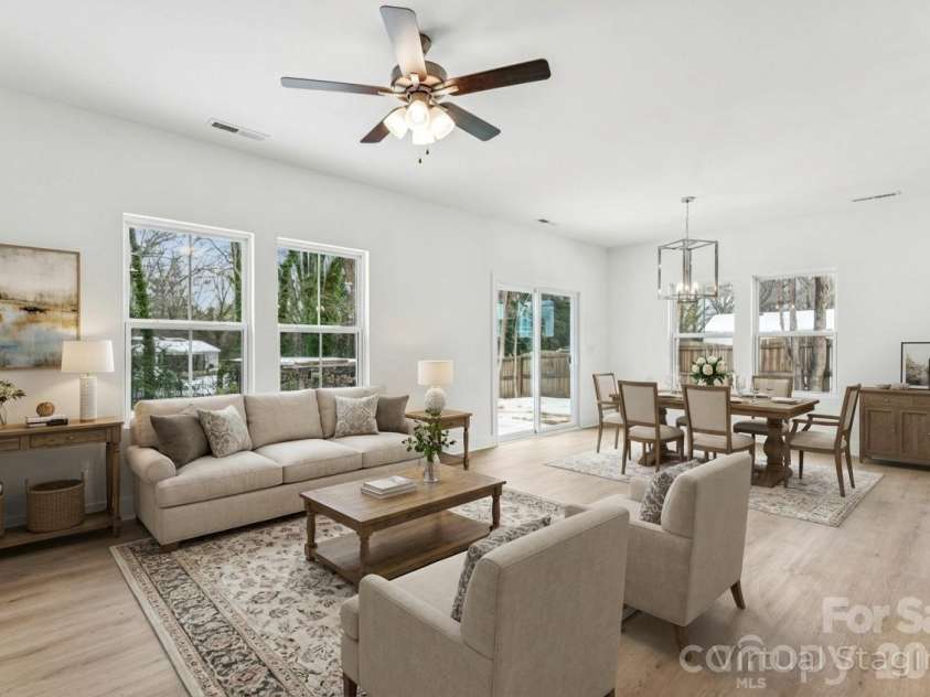 216 Magnolia Street, Statesville, NC 28677.  MLS# CAR4343905, YatesRealty ID 4890. Virtually Staged