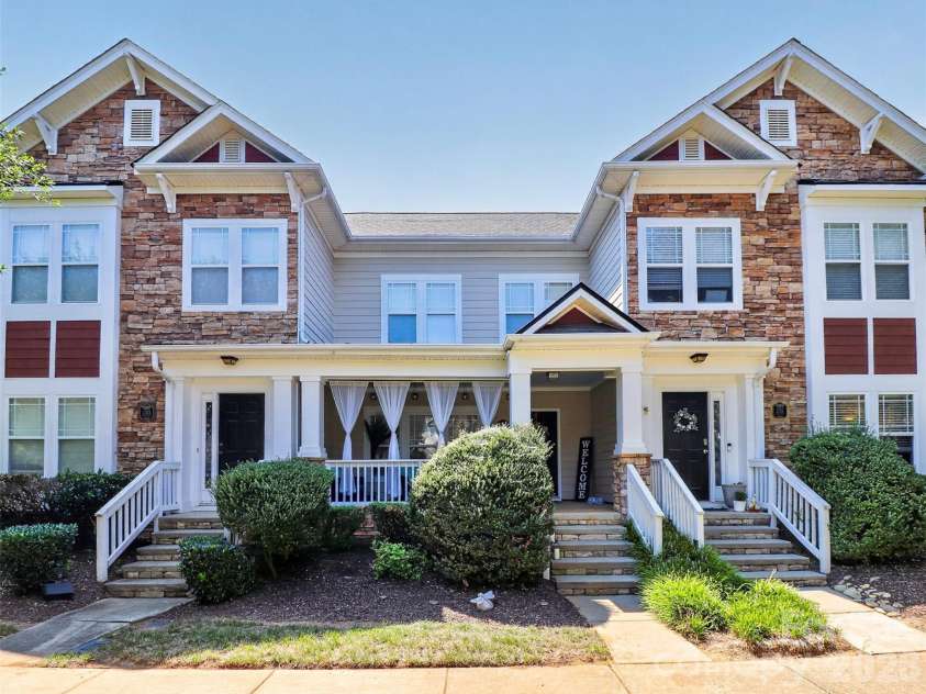 2315 Bonterra Boulevard, Indian Trail, NC 28079.  MLS# CAR4420984, YatesRealty ID 48900. 