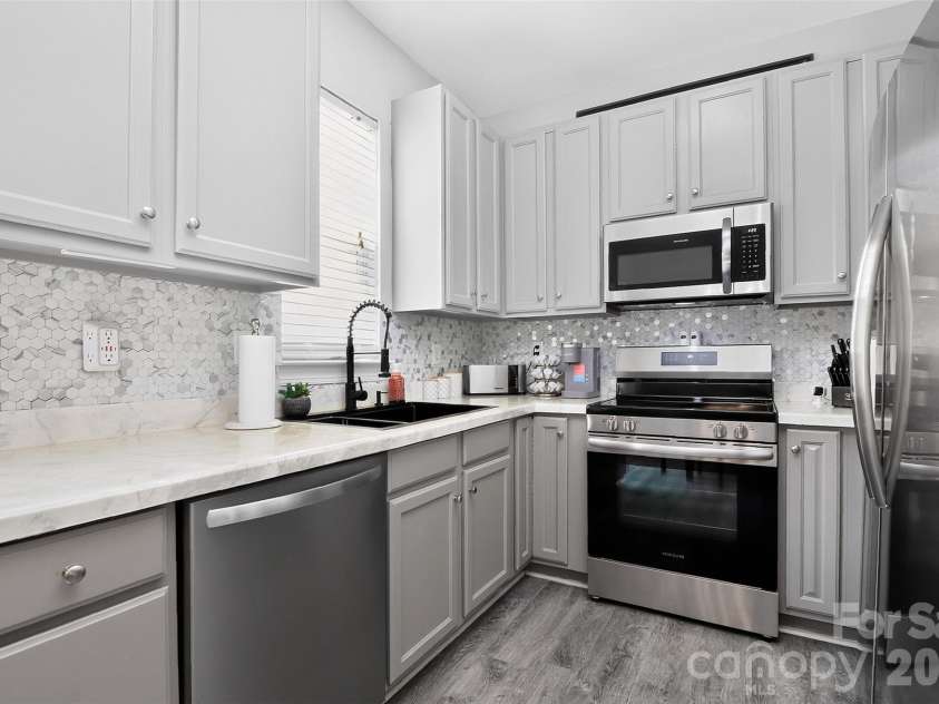 2315 Bonterra Boulevard, Indian Trail, NC 28079.  MLS# CAR4420984, YatesRealty ID 48900. 