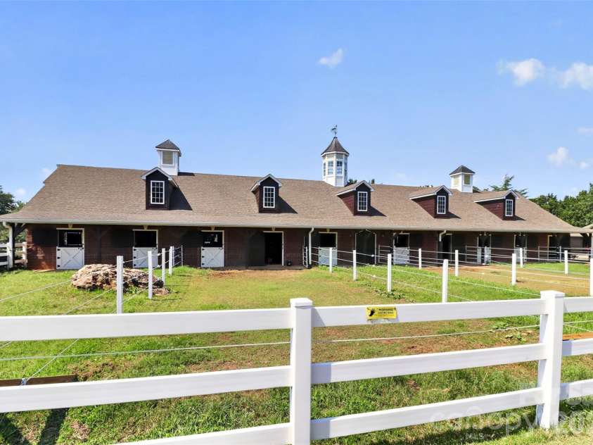 2315 Bonterra Boulevard, Indian Trail, NC 28079.  MLS# CAR4420984, YatesRealty ID 48900. 