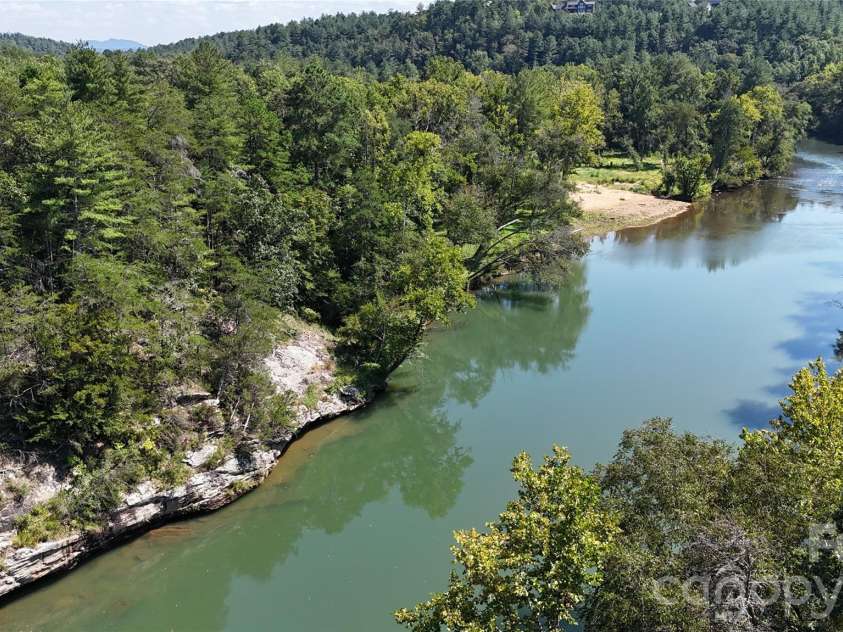 2303 Paddock Circle, Morganton, NC 28655.  MLS# CAR4416605, YatesRealty ID 48902. 