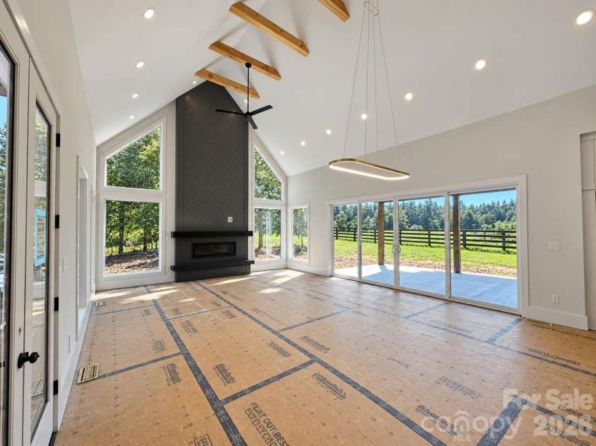 2303 Paddock Circle, Morganton, NC 28655.  MLS# CAR4416605, YatesRealty ID 48902. Great Room