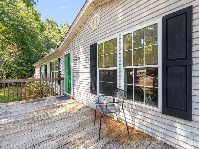 45 Shelby Road, Asheville, NC 28806.  MLS# CAR4421176, YatesRealty ID 48907. 