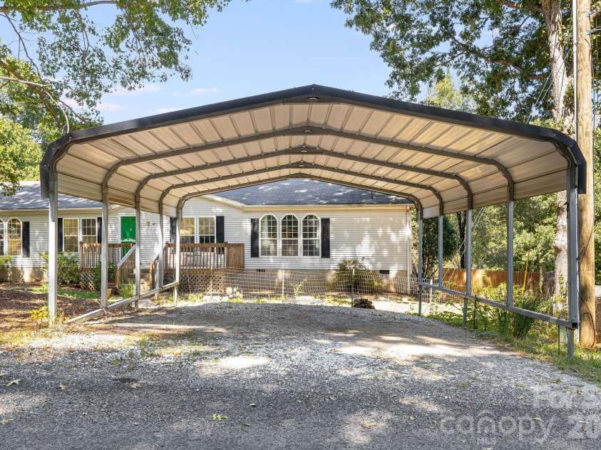 45 Shelby Road, Asheville, NC 28806.  MLS# CAR4421176, YatesRealty ID 48907. 