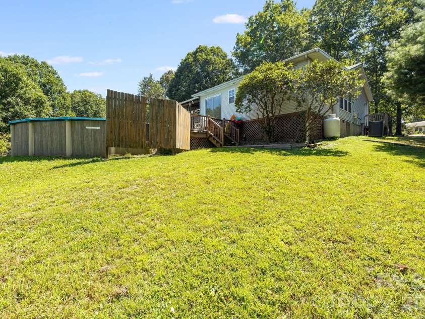 45 Shelby Road, Asheville, NC 28806.  MLS# CAR4421176, YatesRealty ID 48907. 