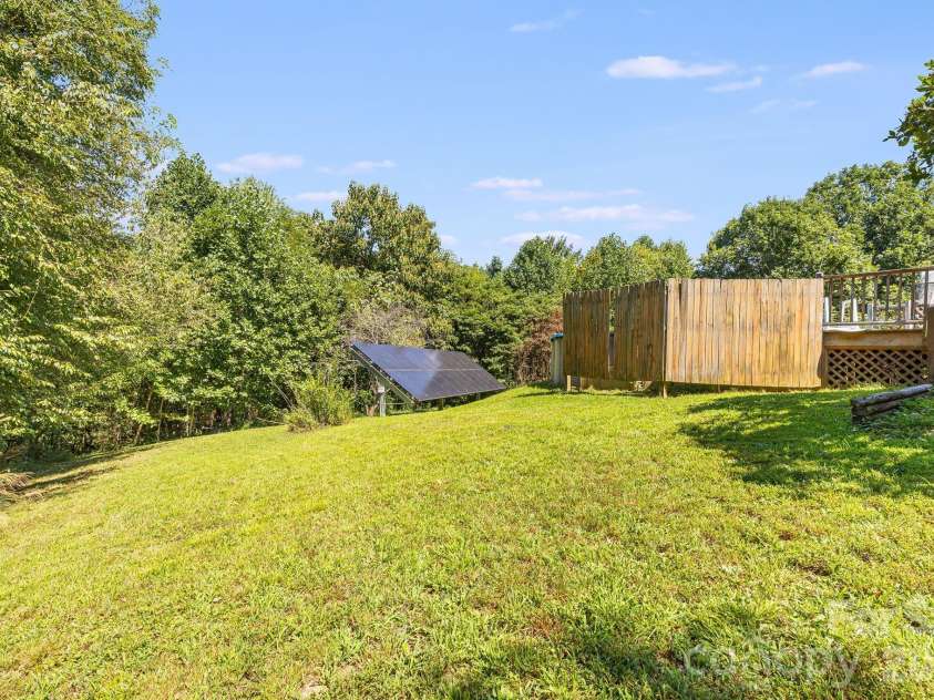 45 Shelby Road, Asheville, NC 28806.  MLS# CAR4421176, YatesRealty ID 48907. 
