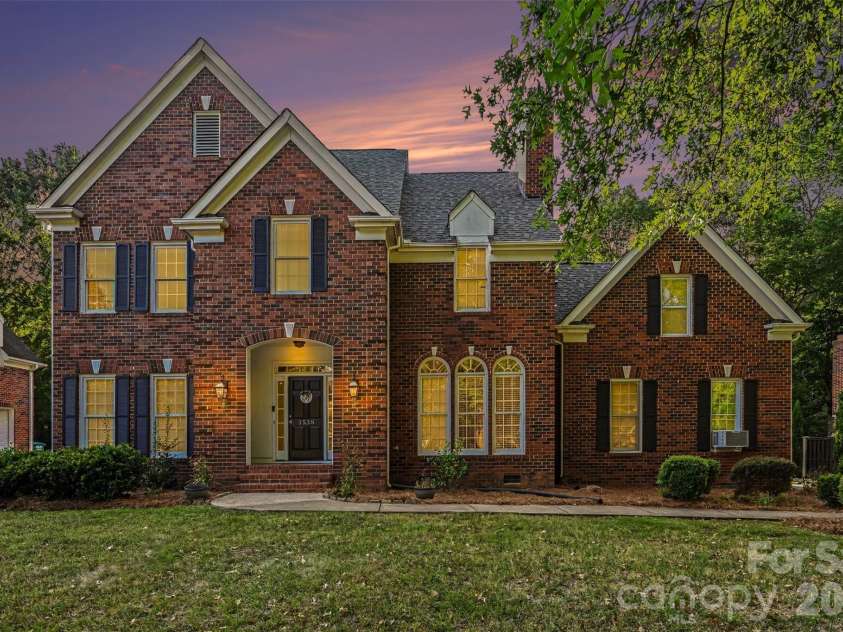 1538 Wickerby Court, Matthews, NC 28105.  MLS# CAR4417809, YatesRealty ID 48908. 