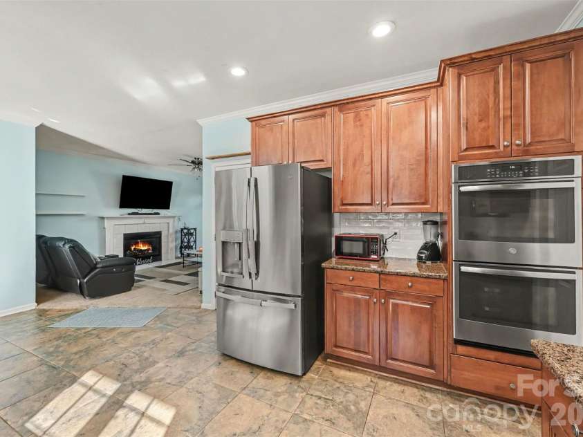 1538 Wickerby Court, Matthews, NC 28105.  MLS# CAR4417809, YatesRealty ID 48908. 