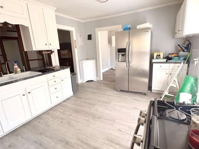 1001 Klondale Avenue, Kannapolis, NC 28081.  MLS# CAR4421747, YatesRealty ID 48909. Kitchen