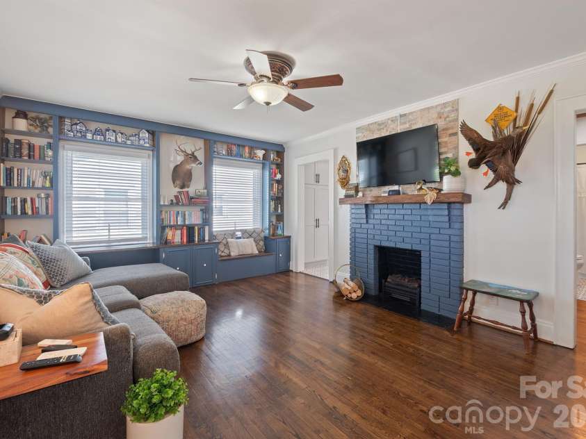 500 Elm Street, Cherryville, NC 28021.  MLS# CAR4419331, YatesRealty ID 48910. 