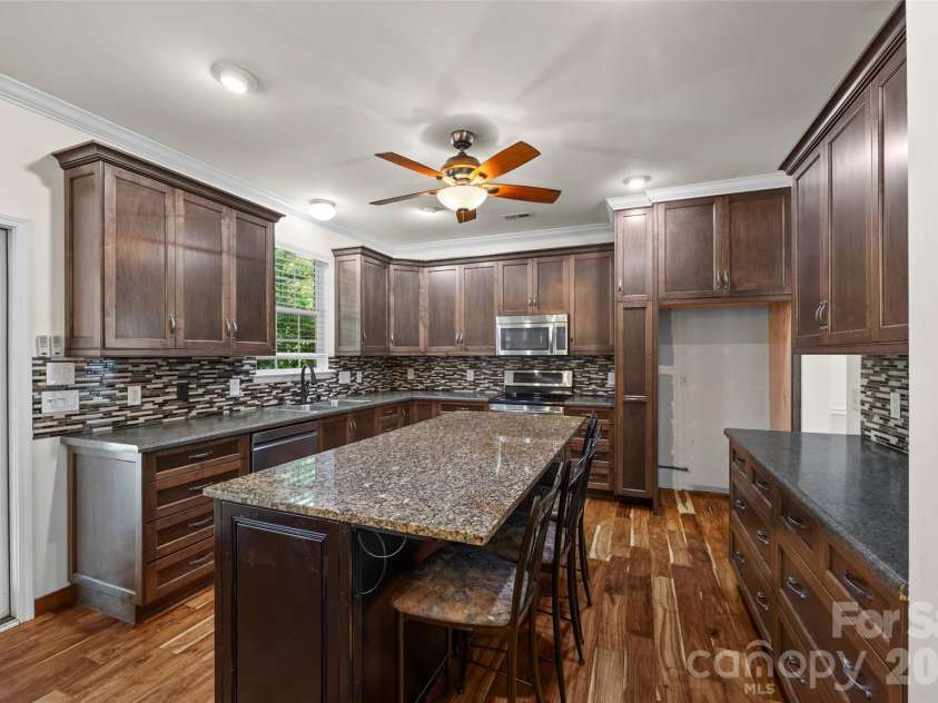 1823 Montague Road, Clover, SC 29710.  MLS# CAR4421690, YatesRealty ID 48912. 