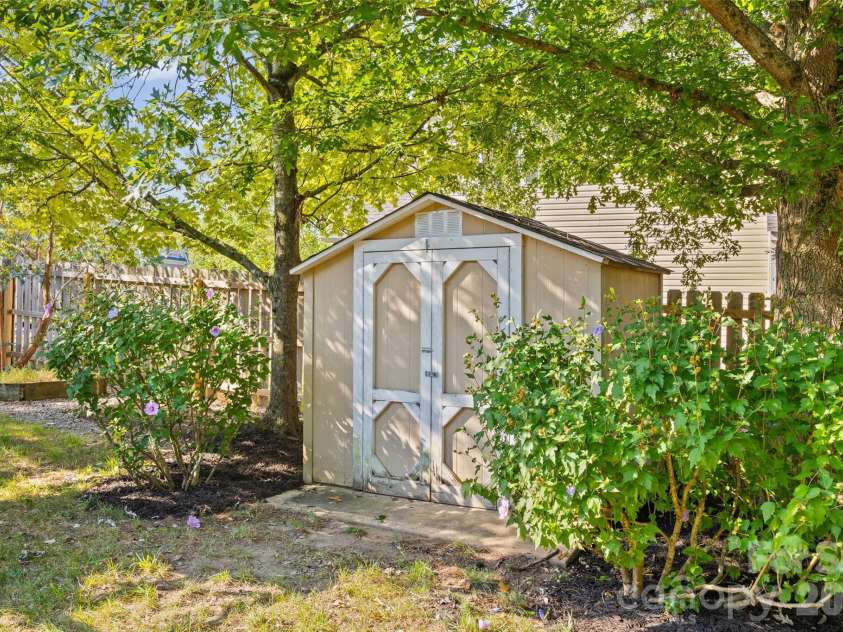 1823 Montague Road, Clover, SC 29710.  MLS# CAR4421690, YatesRealty ID 48912. 