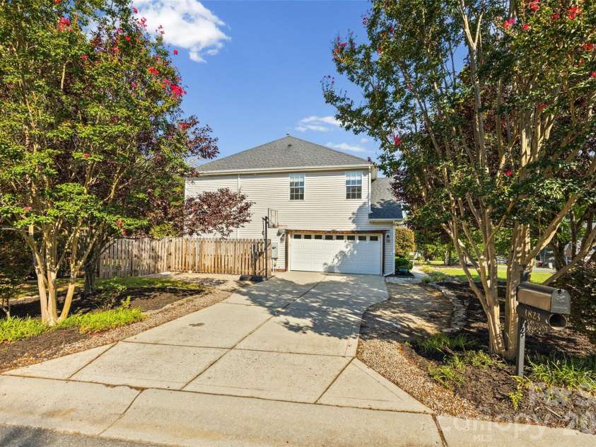 1823 Montague Road, Clover, SC 29710.  MLS# CAR4421690, YatesRealty ID 48912. 