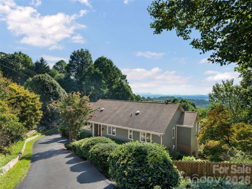 288 Roberts Drive, Laurel Park, NC 28739.  MLS# CAR4420800, YatesRealty ID 48914. Freshly sealed circular driveway