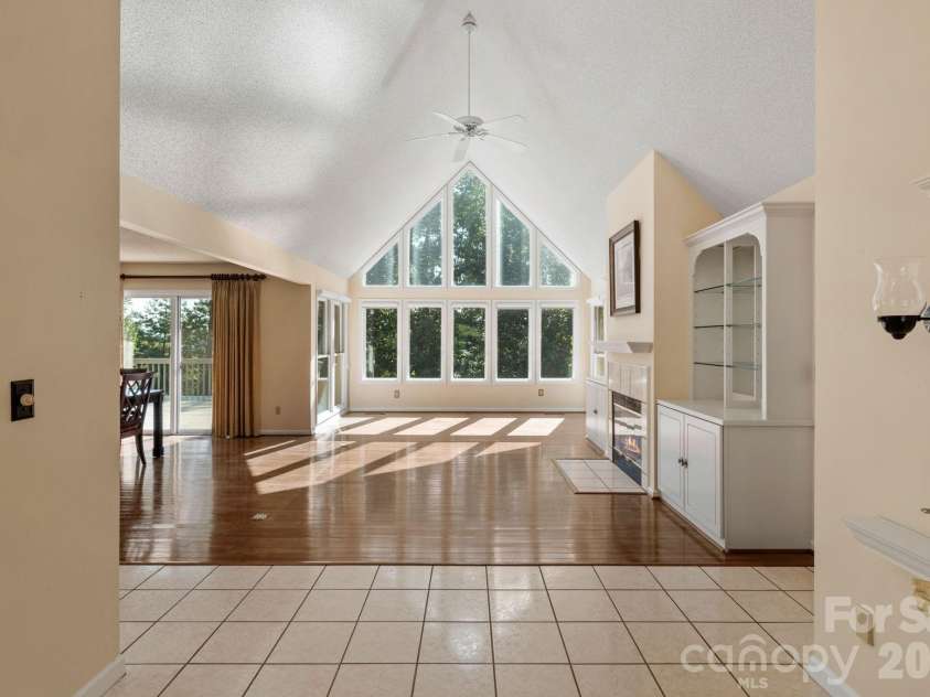 324 DAWNBROOK Drive, Flat Rock, NC 28731.  MLS# CAR4421615, YatesRealty ID 48916. 