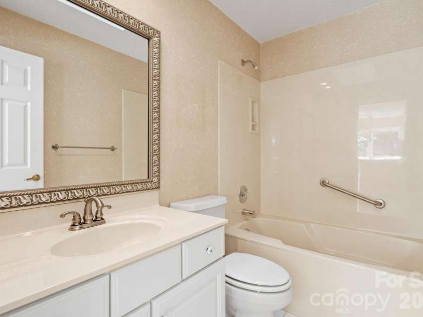 324 DAWNBROOK Drive, Flat Rock, NC 28731.  MLS# CAR4421615, YatesRealty ID 48916. 