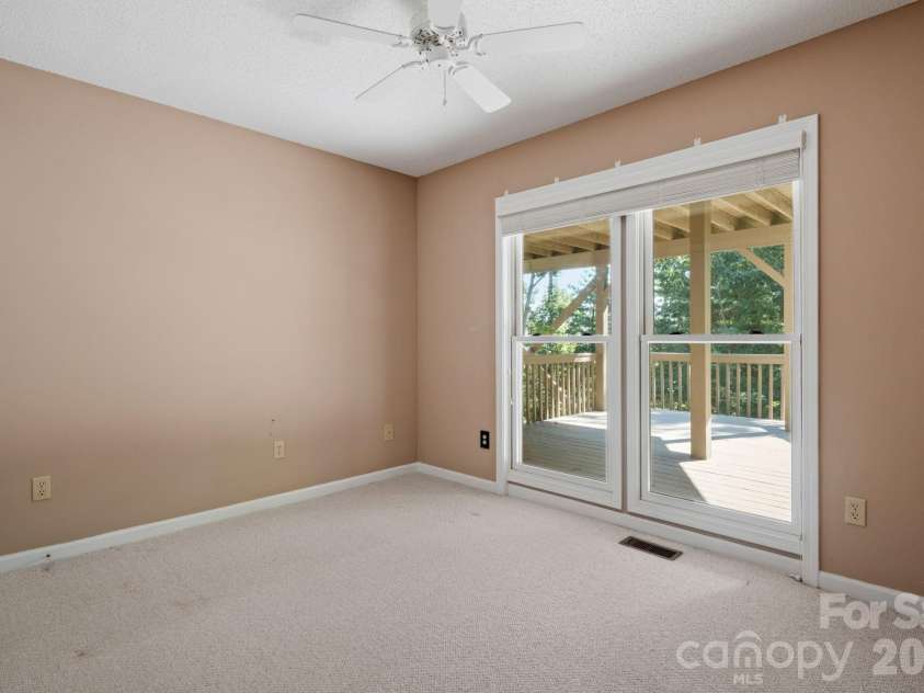 324 DAWNBROOK Drive, Flat Rock, NC 28731.  MLS# CAR4421615, YatesRealty ID 48916. 