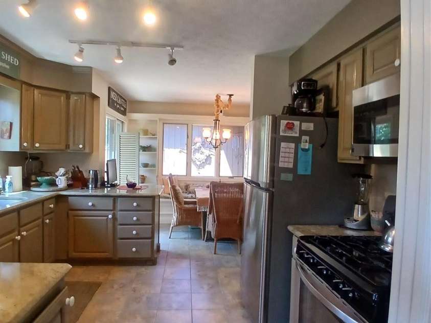 304 red oak Drive, Hendersonville, NC 28791.  MLS# CAR4420508, YatesRealty ID 48919. View from dining to kitchen