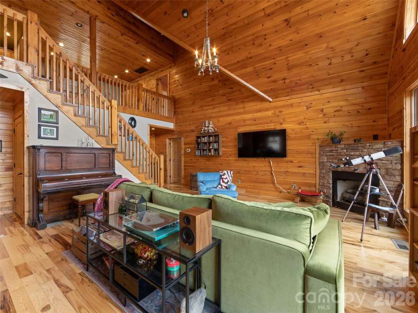 110 Mailon King Road, Leicester, NC 28748.  MLS# CAR4343106, YatesRealty ID 4892. 