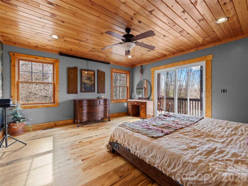 110 Mailon King Road, Leicester, NC 28748.  MLS# CAR4343106, YatesRealty ID 4892. 