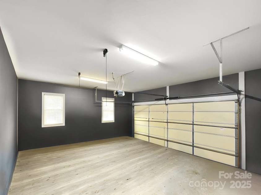 128 Archbell Point Lane, Mooresville, NC 28117.  MLS# CAR4192948, YatesRealty ID 4892. Garage