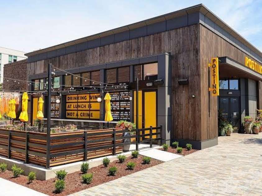 2215 Whitebark Drive, Indian Land, SC 29707.  MLS# CAR4322633, YatesRealty ID 48920. Close to all the conveniences of the Ballantyne area