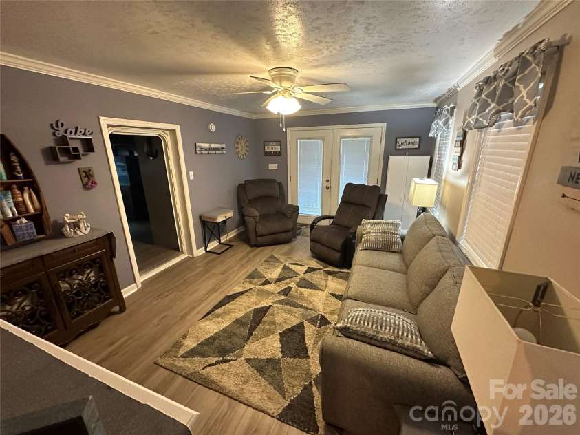138 Marina Drive, New London, NC 28127.  MLS# CAR4398855, YatesRealty ID 48921. 
