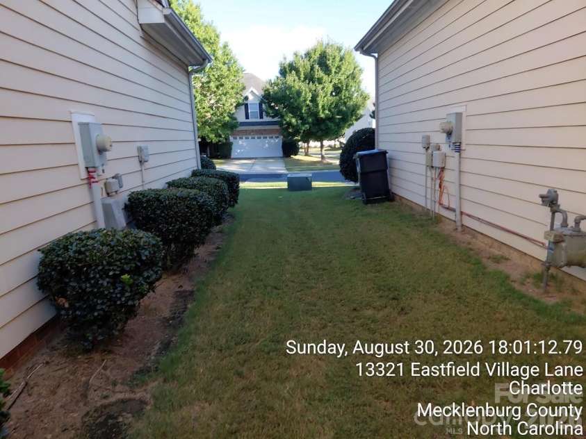 13321 Eastfield Village Lane, Charlotte, NC 28269.  MLS# CAR4421786, YatesRealty ID 48924. 