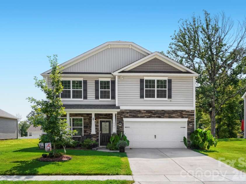 226 Autumn Sage Drive, Locust, NC 28097.  MLS# CAR4421000, YatesRealty ID 48925. 