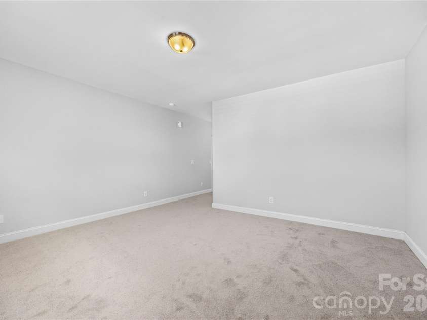 4245 Courtly Lane, Belmont, NC 28012.  MLS# CAR4421321, YatesRealty ID 48926. 