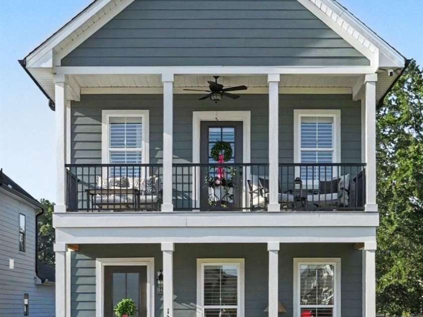 131 F Street, Kannapolis, NC 28081.  MLS# CAR4420565, YatesRealty ID 48928. 