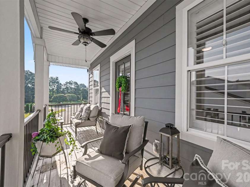 131 F Street, Kannapolis, NC 28081.  MLS# CAR4420565, YatesRealty ID 48928. 