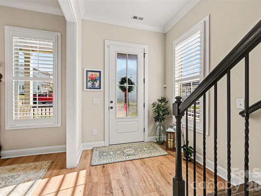 131 F Street, Kannapolis, NC 28081.  MLS# CAR4420565, YatesRealty ID 48928. 