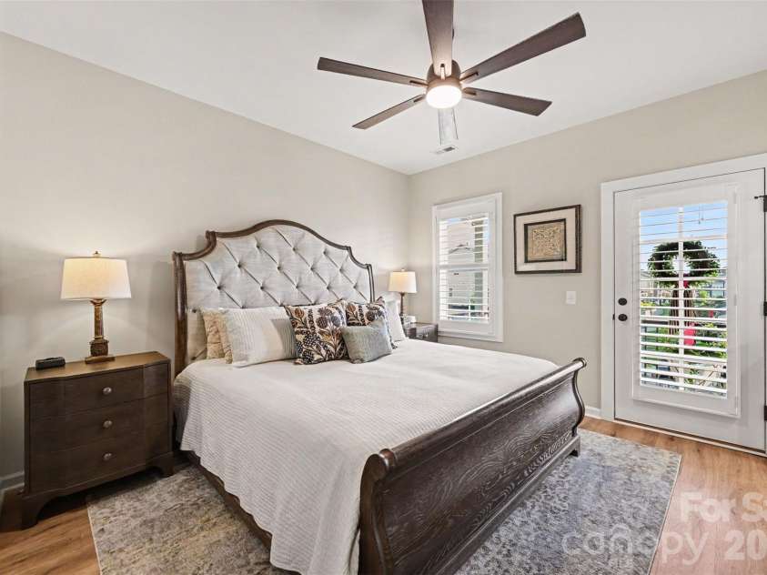 131 F Street, Kannapolis, NC 28081.  MLS# CAR4420565, YatesRealty ID 48928. 