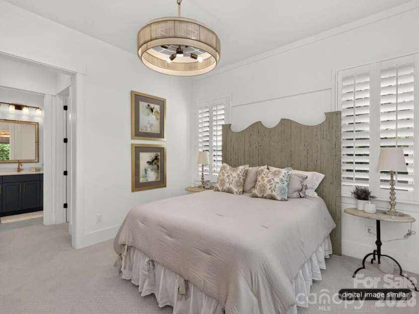 128 Willow View Loop, Davidson, NC 28036.  MLS# CAR4403823, YatesRealty ID 48929. Bedroom #3 with Ensuite Bathroom