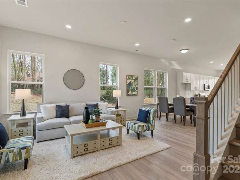 130 Big Oak Lane, Statesville, NC 28625.  MLS# CAR4239374, YatesRealty ID 4893. 